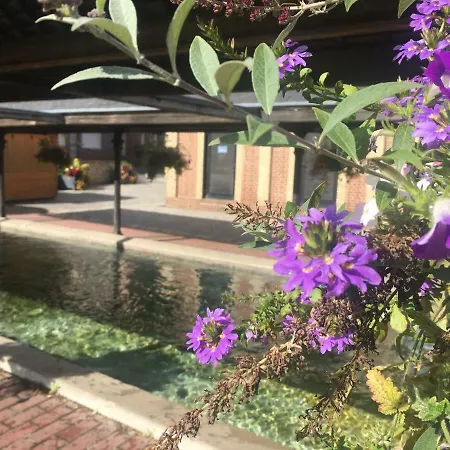 La Parenthese Du Capucin