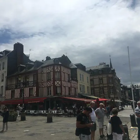 Apartament La Parenthese Du Capucin *