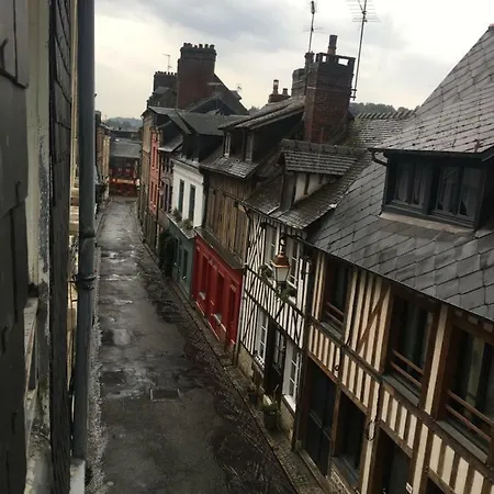 Apartment La Parenthese Du Capucin