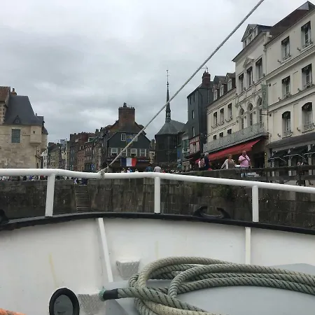 Apartment La Parenthese Du Capucin Honfleur