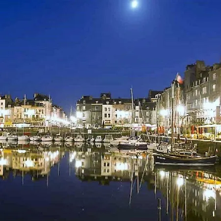 Apartment La Parenthese Du Capucin